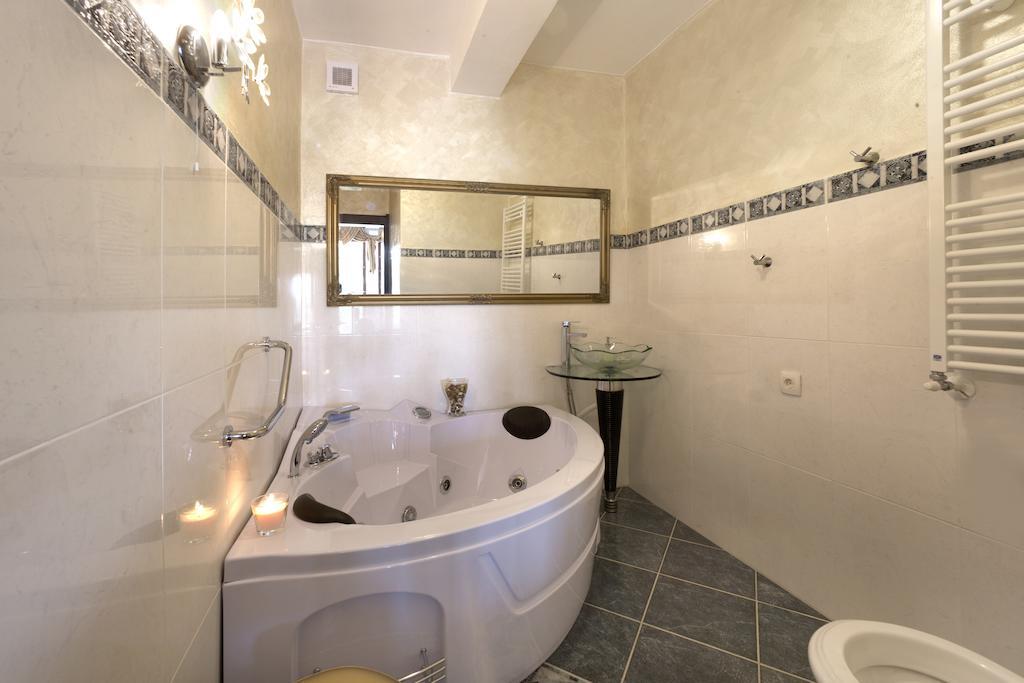 Villa Castello Rausch Valkarin Pokoj fotografie