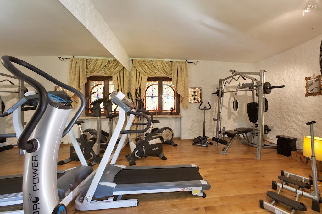 Villa Castello Rausch Valkarin Exteriér fotografie