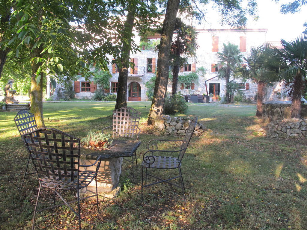Villa Castello Rausch Valkarin Exteriér fotografie