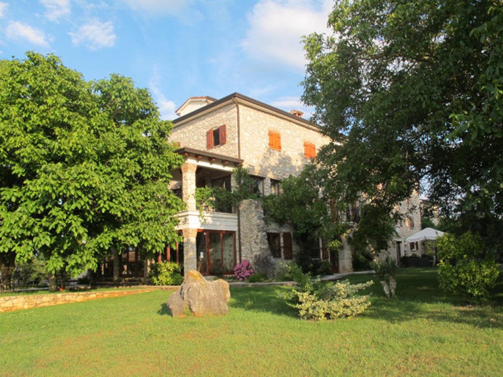 Villa Castello Rausch Valkarin Exteriér fotografie